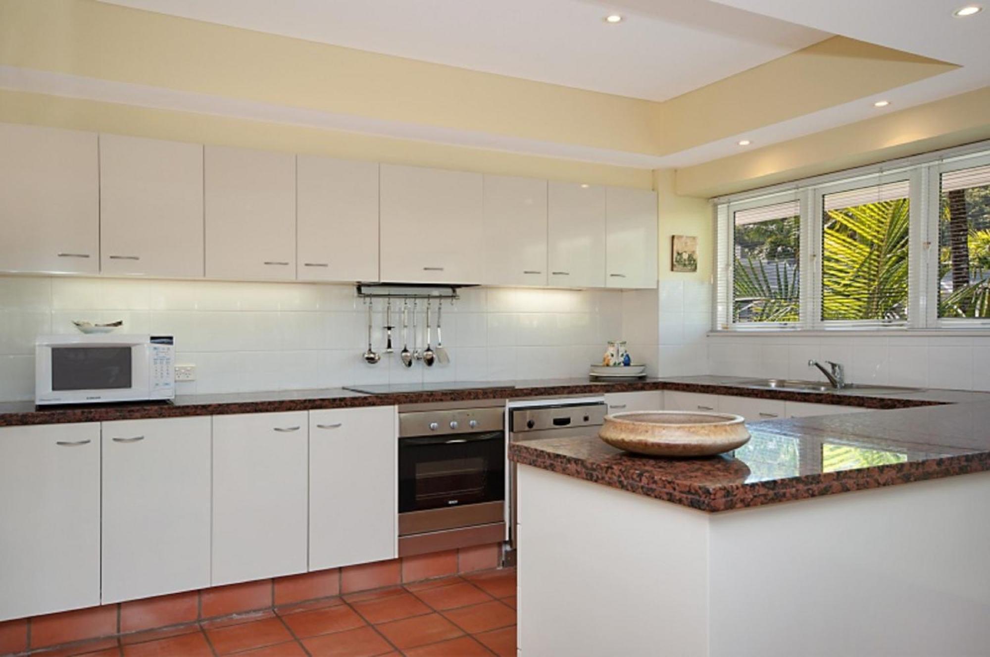 Balboa Apartments Port Douglas Rum bild
