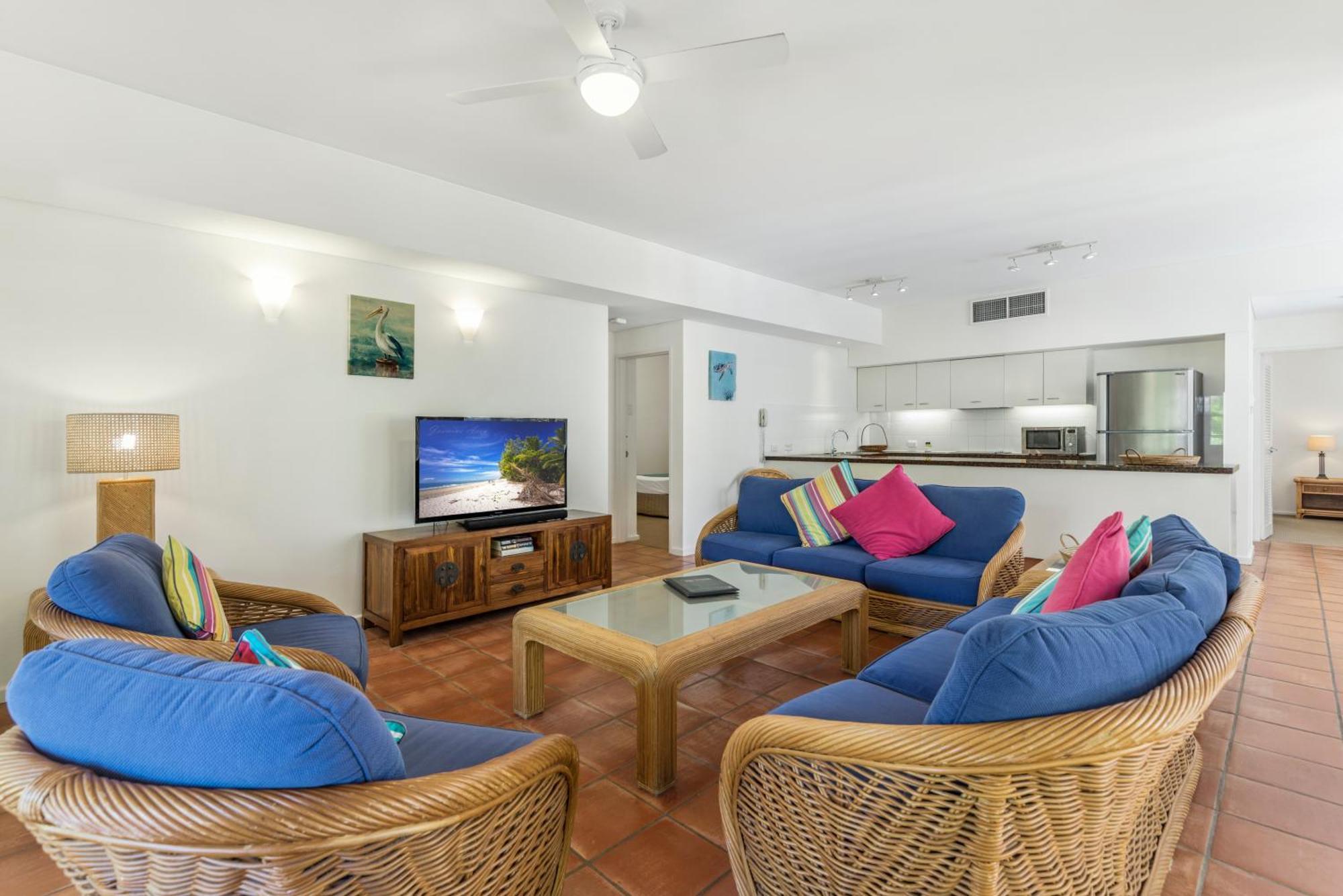 Balboa Apartments Port Douglas Exteriör bild