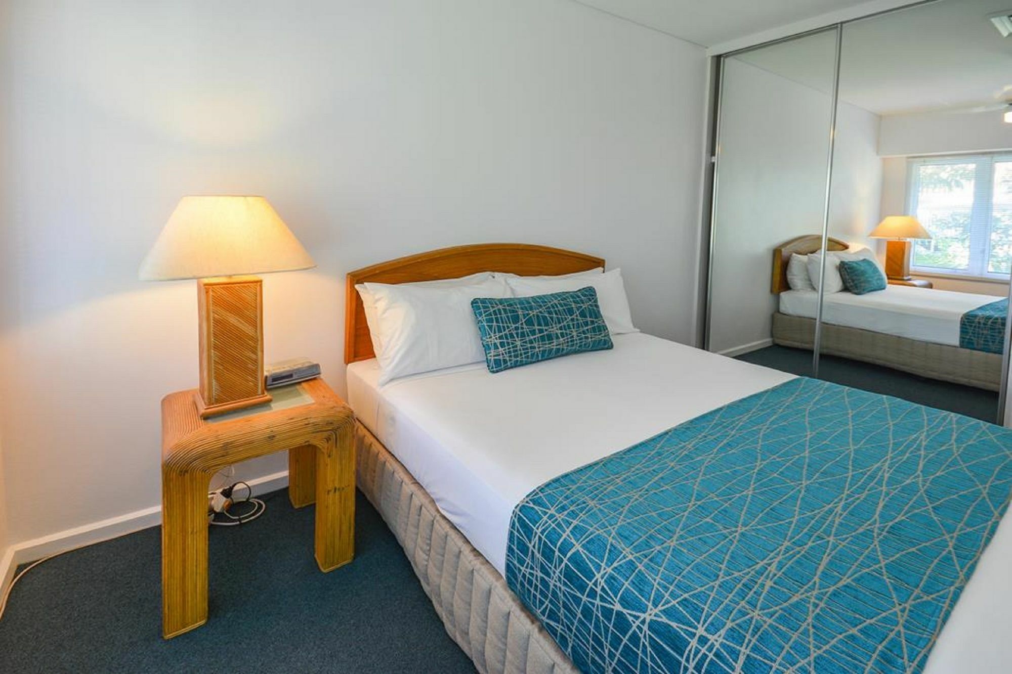 Balboa Apartments Port Douglas Exteriör bild